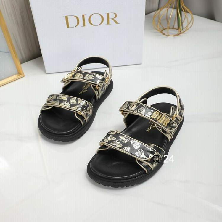 Picture of Dior Shoes _SKUDiorsz35-40RW04043312